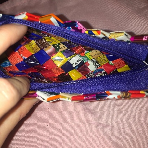 Mini candy wrapper purse- recycled - Picture 3 of 3